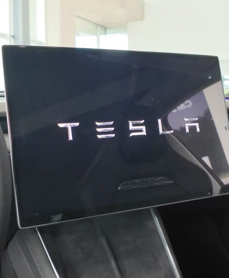 Nouveau : Personnalisation de l’animation d’accueil du Tesla Model Y Performance