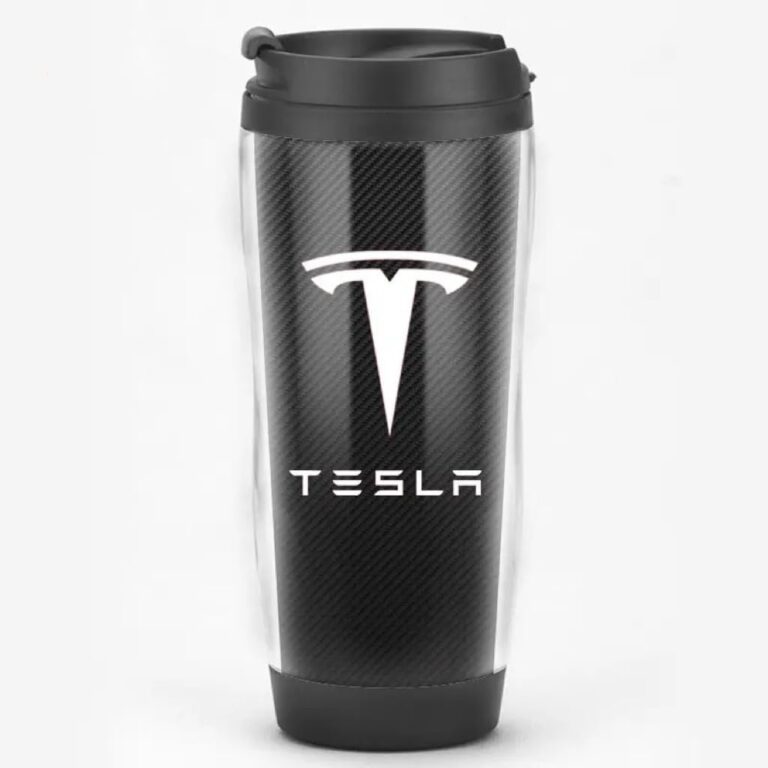 Idée cadeau pour fan de Tesla : Le Mug Isotherme GZLYLY – Gardez Votre Café au Chaud, Parfaitement Intégré !