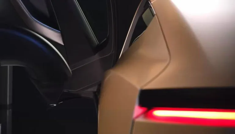 Nouveaux Frais de Nettoyage Pour Les Robotaxis de Tesla : Qu&rsquo;est-Ce Que Cela Signifie Pour Les Usagers?