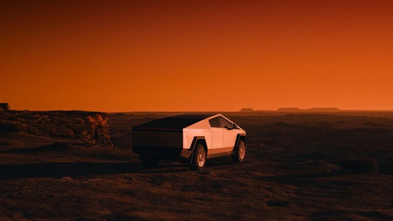 Le Cybertruck de Tesla : Quand le désert d&rsquo;Arrakis s&rsquo;invite sur nos routes