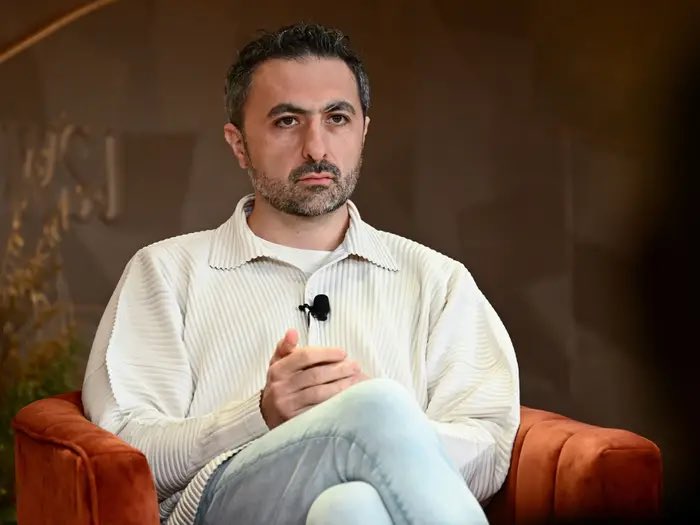 « Un Bulldozer » : Quand le patron de Microsoft AI salue le génie provocateur d&rsquo;Elon Musk