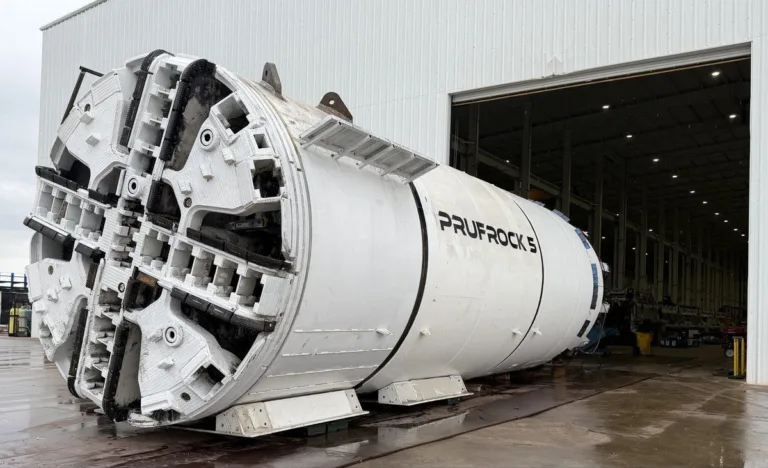 Actualités du jour – Tesla FSD, l’IA d’XPeng et SpaceX : Elon Musk au cœur des grandes mutations technologiques