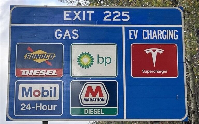 Cette nouveauté améliore la visibilité des Superchargeurs Tesla sur Autoroute