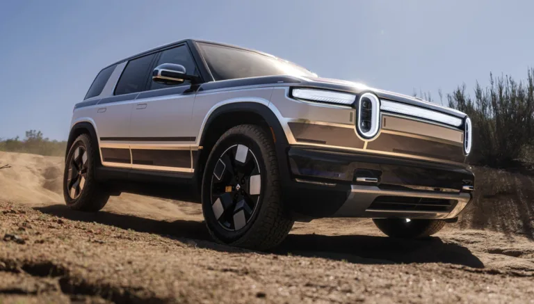 Rivian R2 : Le « moment Model 3 » approche avec le lancement des premières unités de pré-série