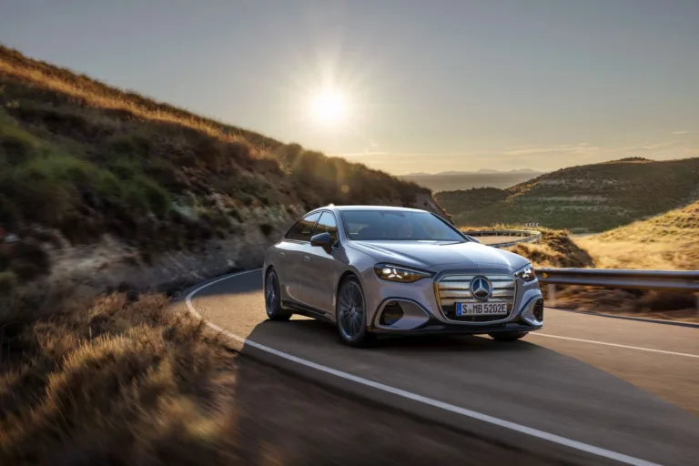 J&rsquo;avais une Mercedes Classe C diesel depuis 7 ans. J&rsquo;aimais tout — sauf ce que ça me coûtait sans que je m&rsquo;en rende compte.