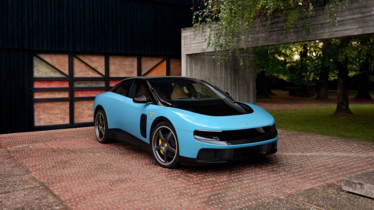 L’illusion du luxe : Pourquoi la Ferrari Luce à 640 000$ est déjà dépassée par une Tesla à 95 000$