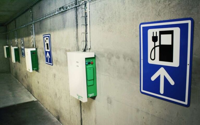 Fauché : l&rsquo;expert national de l&rsquo;installation et de la maintenance de bornes de recharge