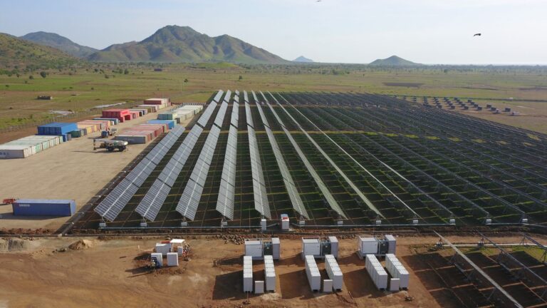 Décryptage : Comment la tech fluidifie enfin le marché de la cession de projets solaires en France
