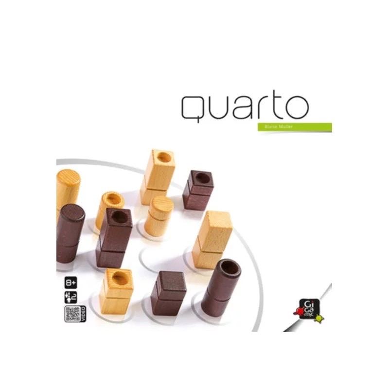 Le jeu Quarto de Gigamic, plateau et pièces en bois
