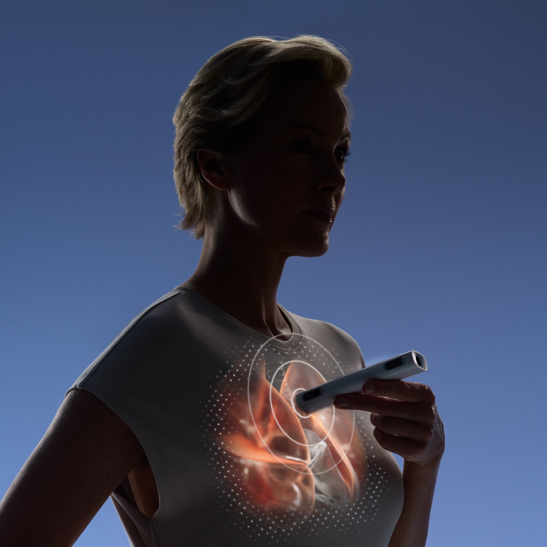 Le Withings BeamO posé sur la poitrine pour une écoute au stéthoscope