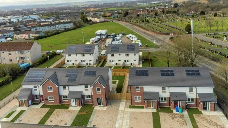 Tesla Powerwalls Help Fight ‘fuel poverty’ in Social Rental Homes in the UK