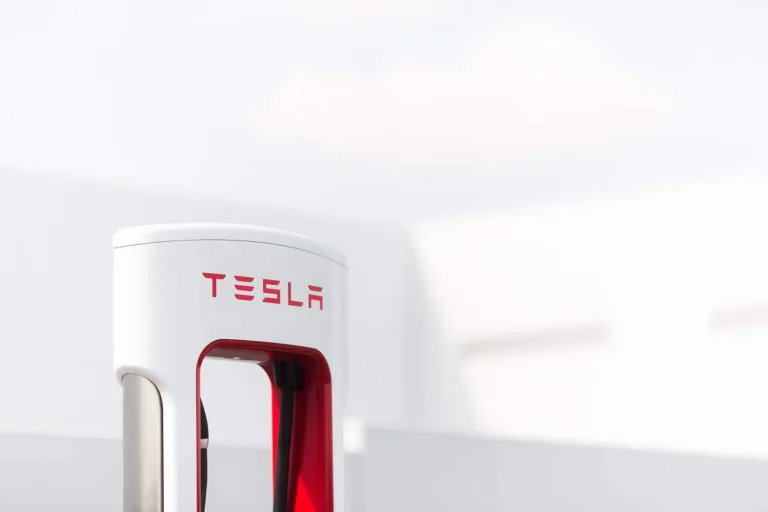 Hyundai to Consider Adopting Tesla’s NACS