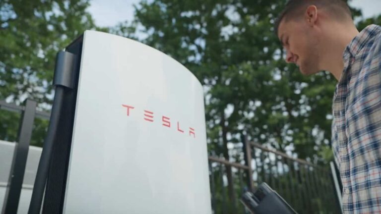 Tesla Celebrates 10 Years of Supercharging in Europe with a Day of Free Charging for All EVs