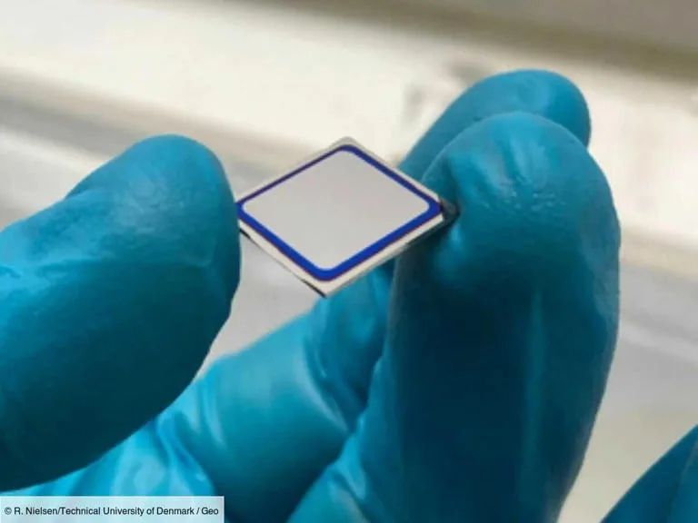 Photovoltaic Innovations: The Selenium-Silicon “Sandwich”
