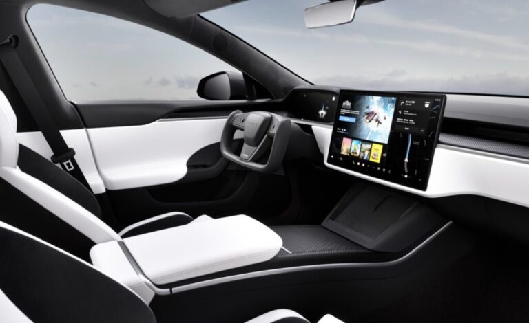 Amazing seats for the new Tesla Model S Plaid