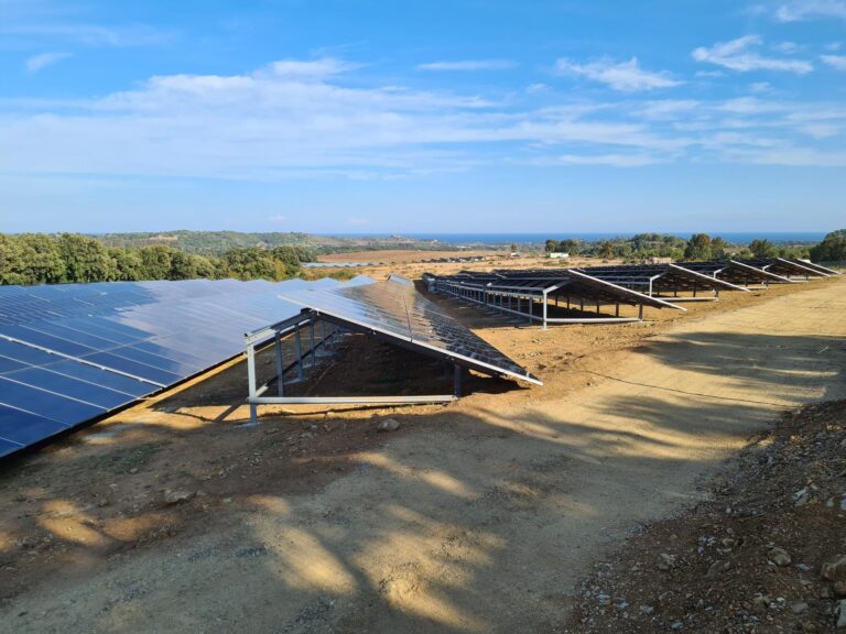 A new photovoltaic power plant in Corsica thanks to the collaboration between Omexom and Corsica Sole