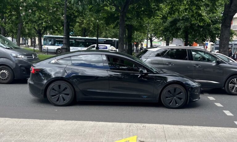 Uber overtakes taxis on 100% electric
