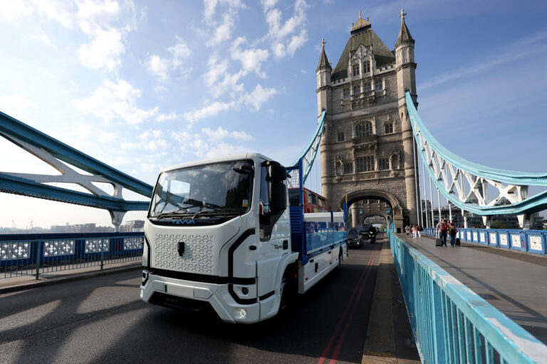 TG Lynes Pioneers Sustainable Urban Logistics with Electric Truck Deployment in London