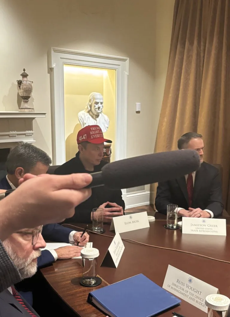 Elon Musk’s Unconventional Approach at High-Level Government Meetings