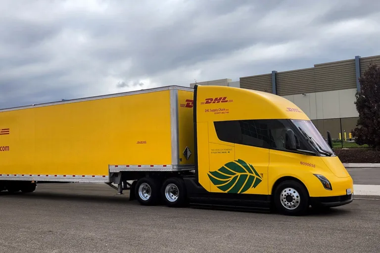 Milestone for DHL: New Tesla Semi Trucks Revolutionize Logistics